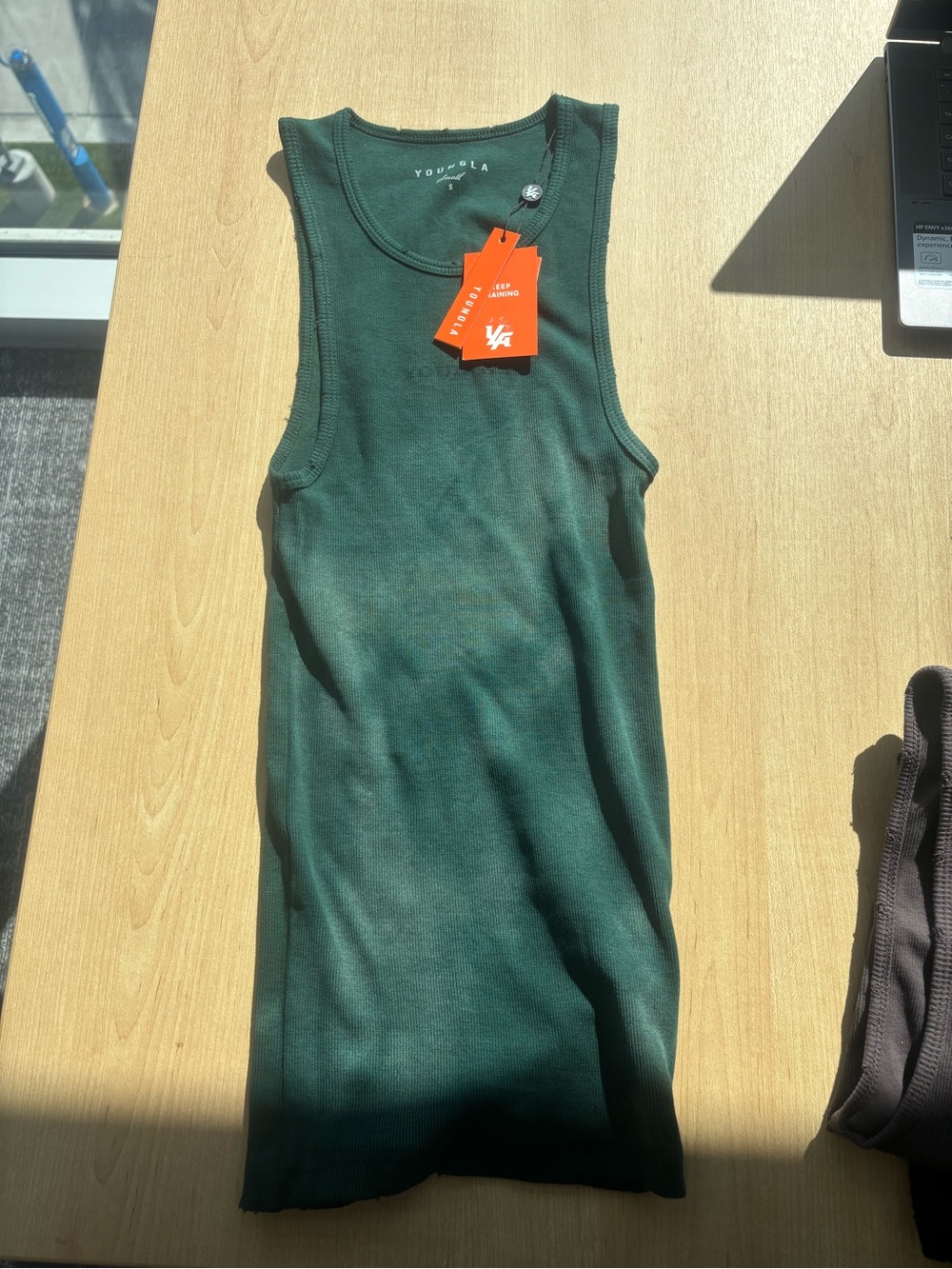 YoungLA Ribbed Tank Top - Picture 4 of 4